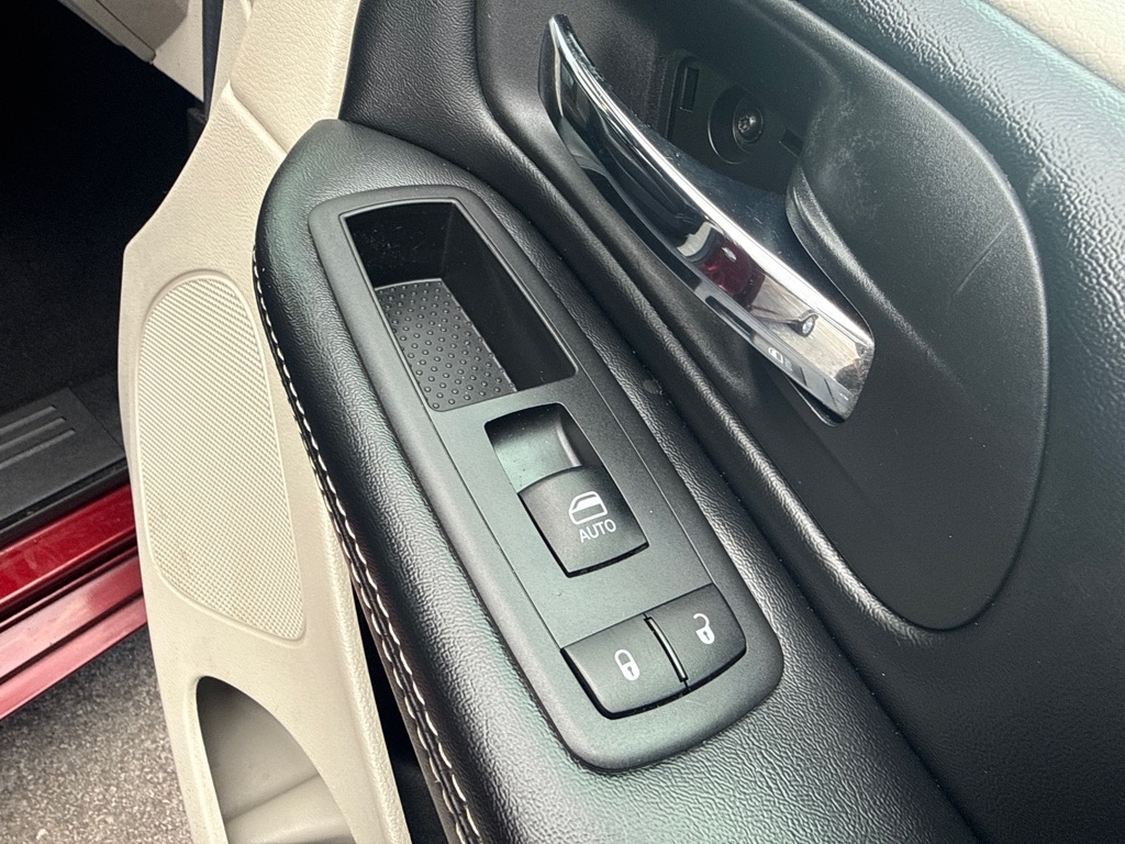 Dodge Grand Caravan SXT 2WD 2019