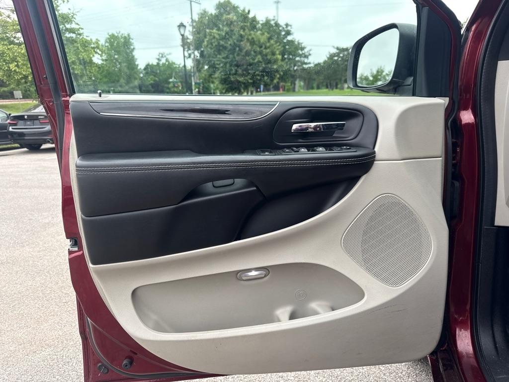 Dodge Grand Caravan SXT 2WD 2019