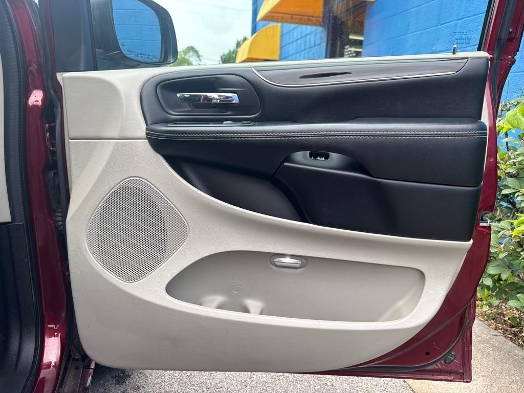 Dodge Grand Caravan SXT 2WD 2019