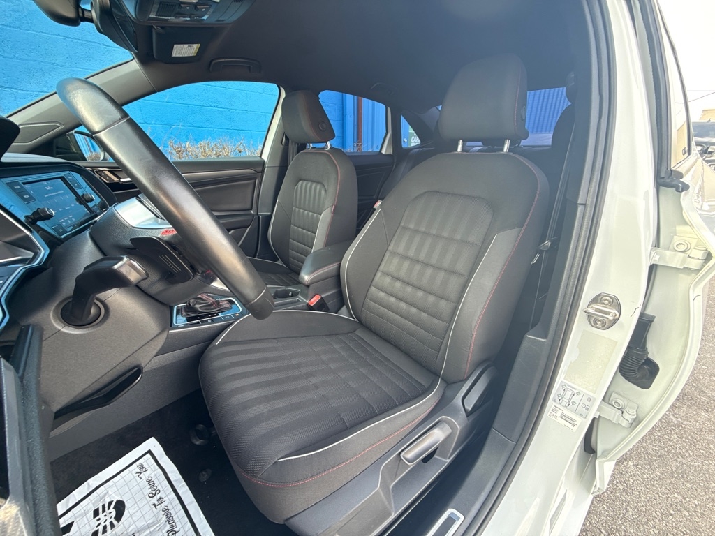 Volkswagen Jetta GLI  2019