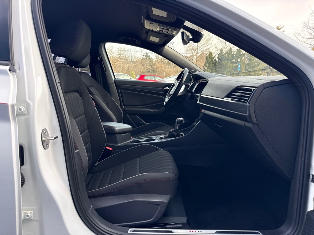 Volkswagen Jetta GLI  2019