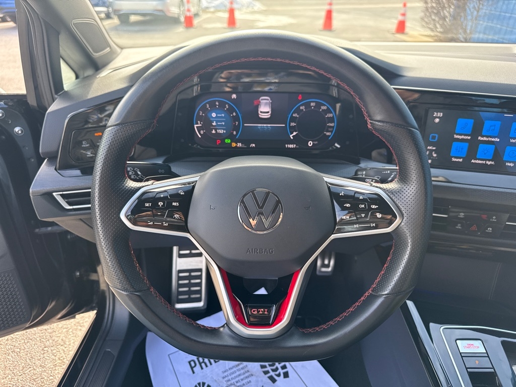 Volkswagen Golf GTI  2024