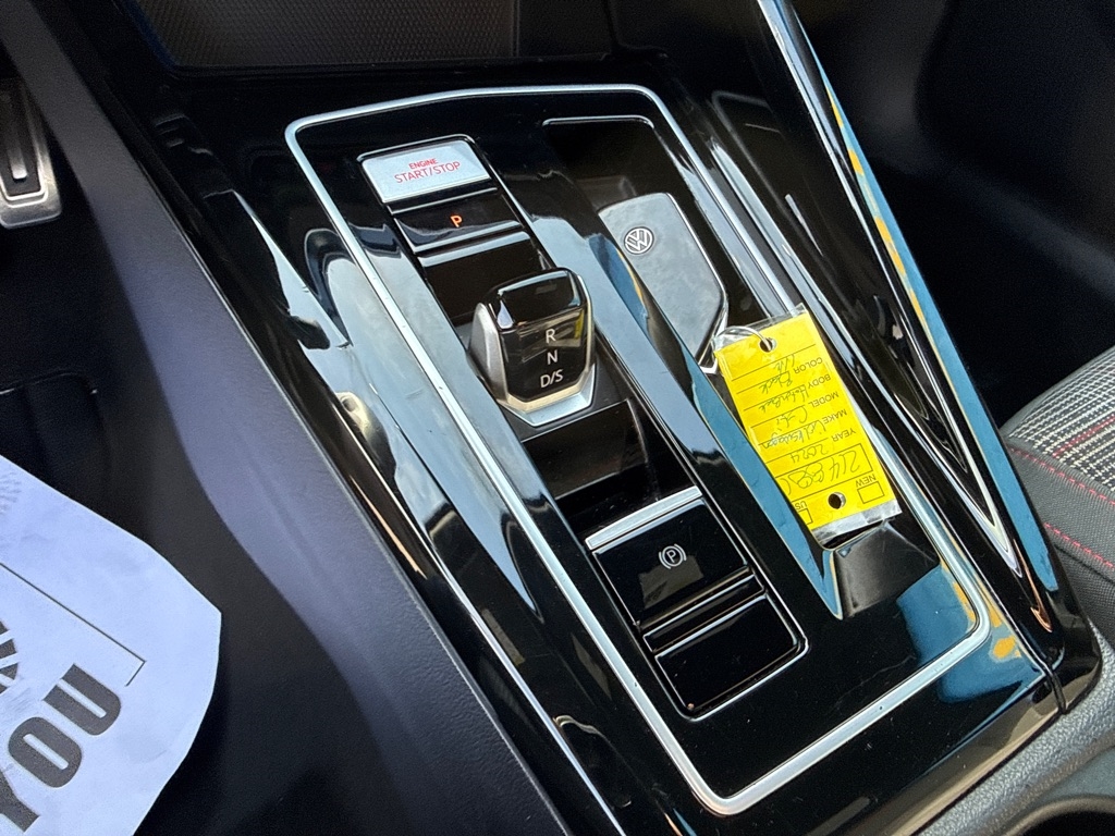 Volkswagen Golf GTI  2024