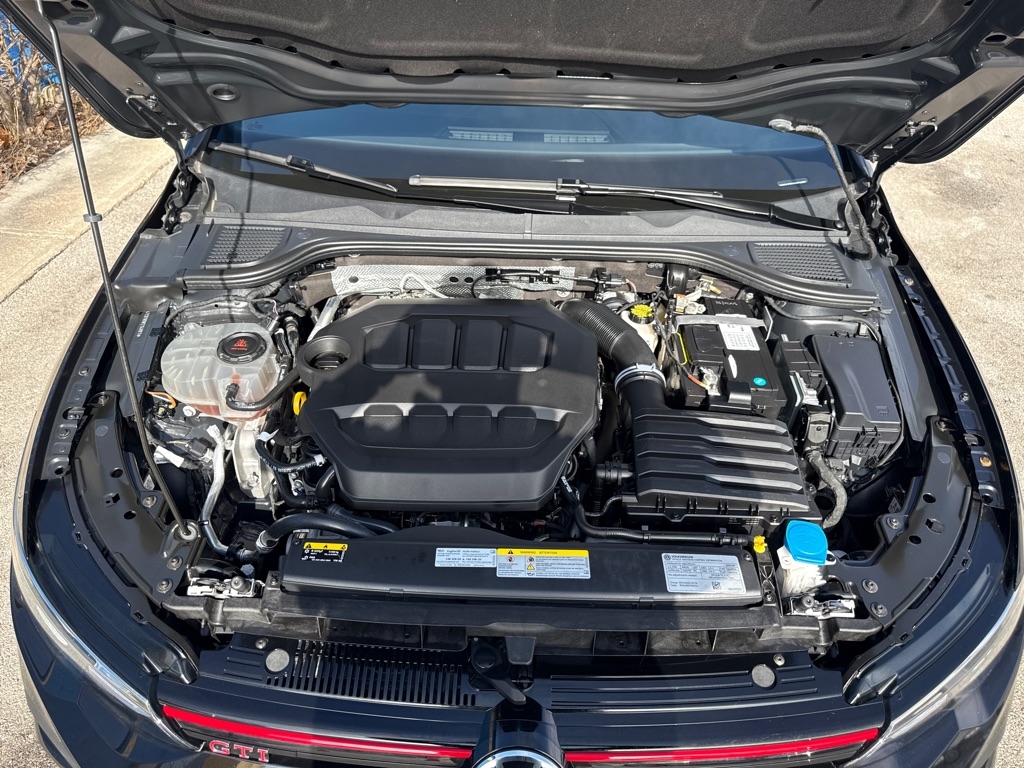 Volkswagen Golf GTI  2024