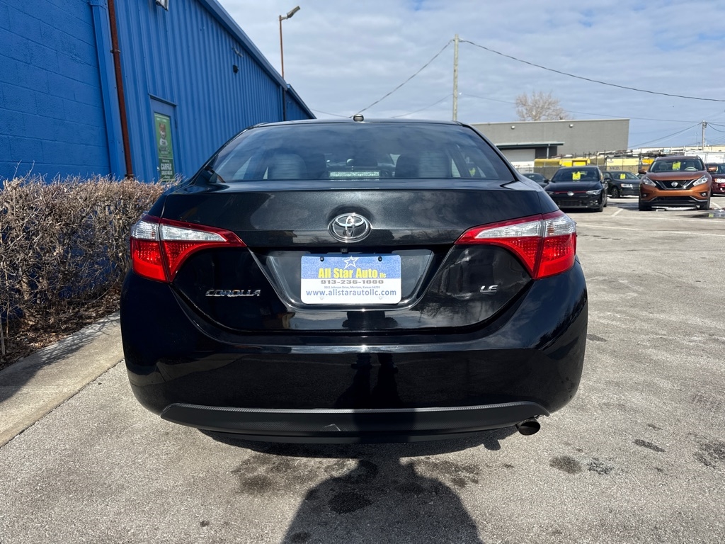 Toyota Corolla LE Premium 4D Sedan 2015