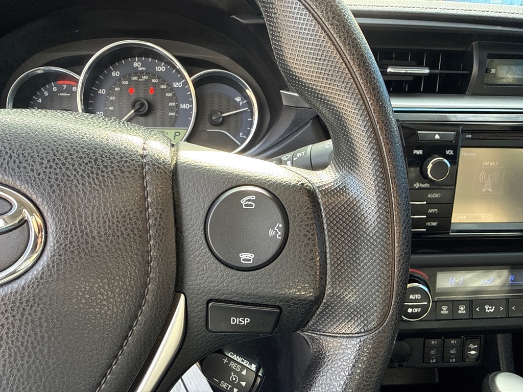 Toyota Corolla LE Premium 4D Sedan 2015