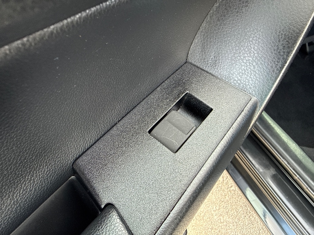 Toyota Corolla LE Premium 4D Sedan 2015