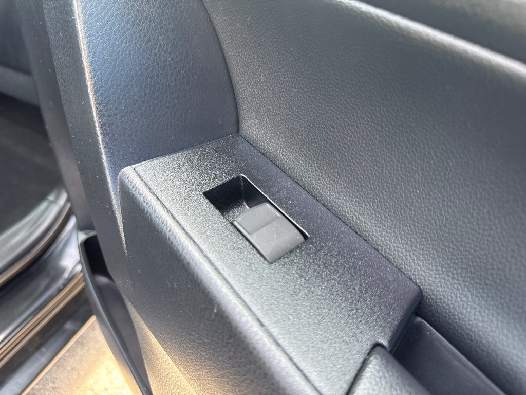 Toyota Corolla LE Premium 4D Sedan 2015