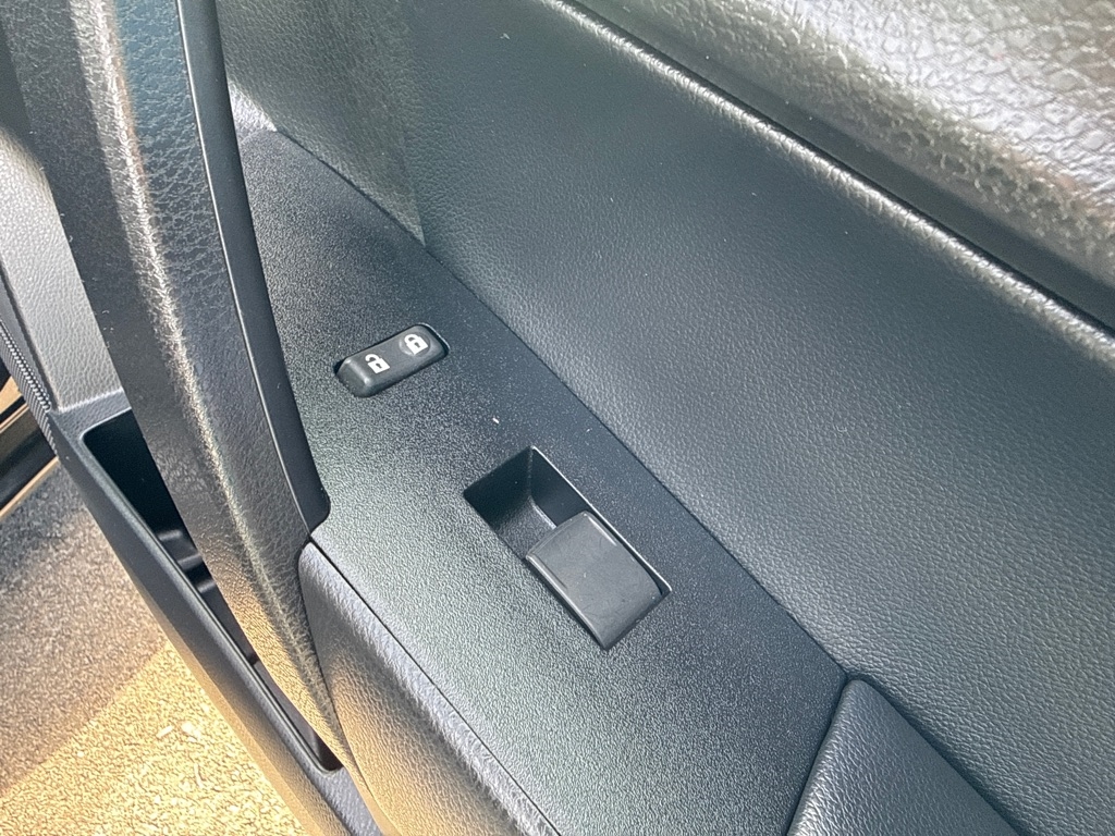 Toyota Corolla LE Premium 4D Sedan 2015