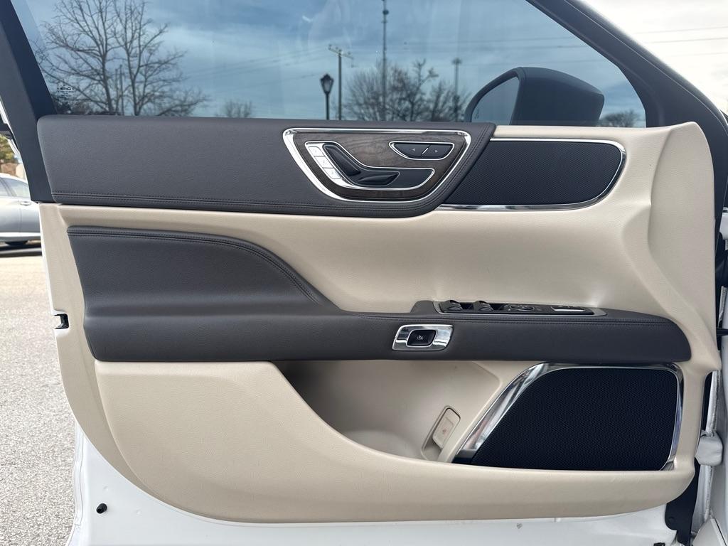 Lincoln Continental  2017