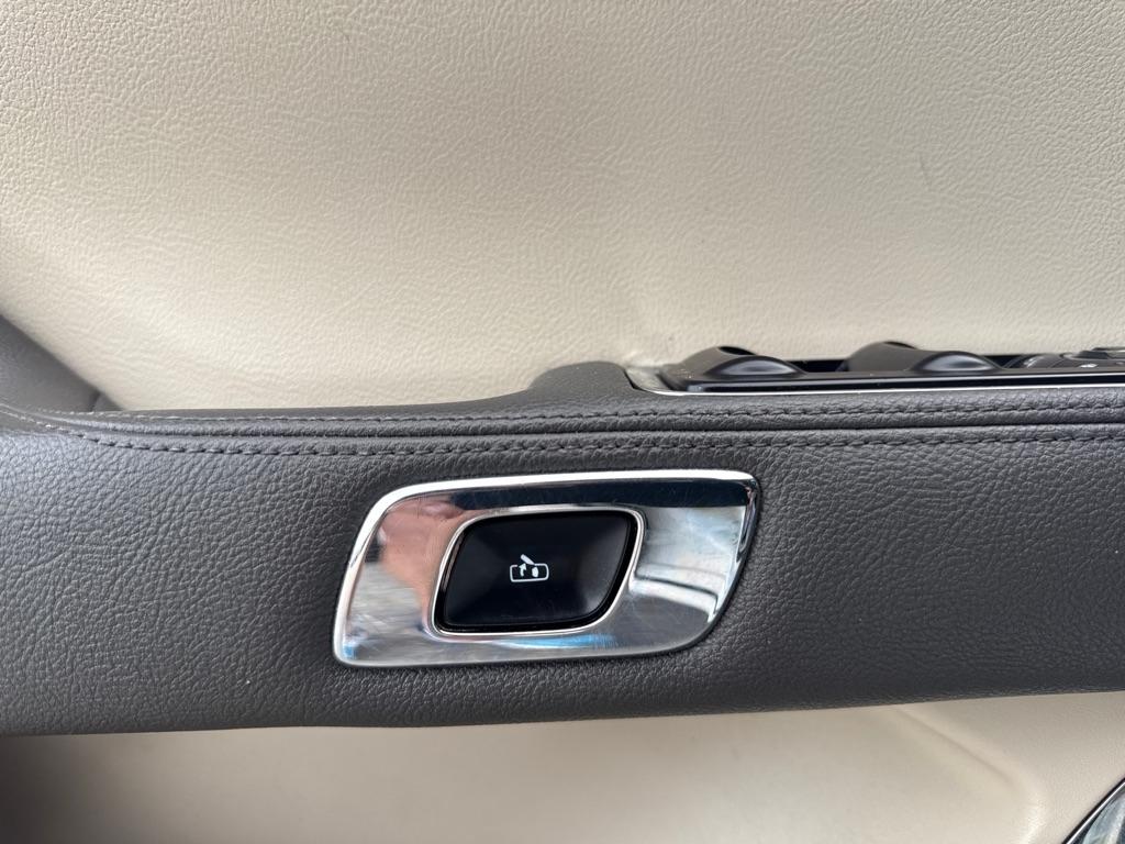 Lincoln Continental  2017