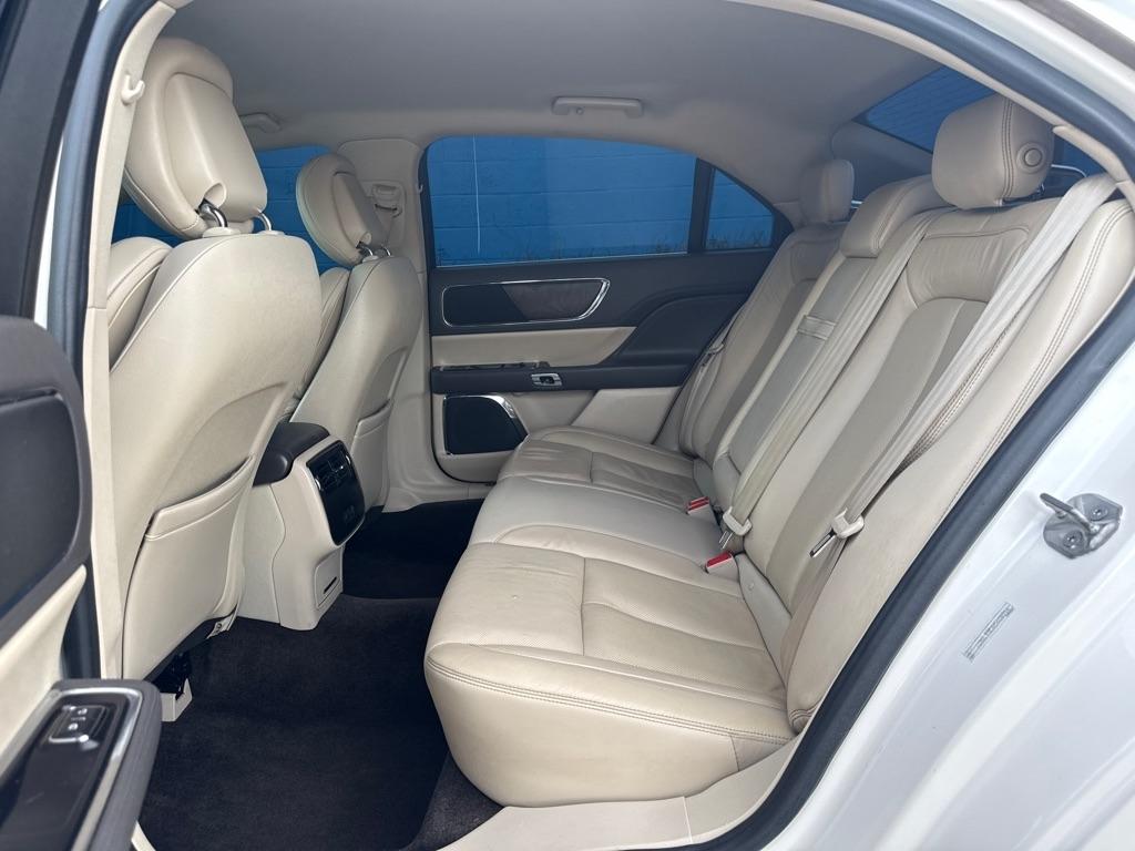 Lincoln Continental  2017