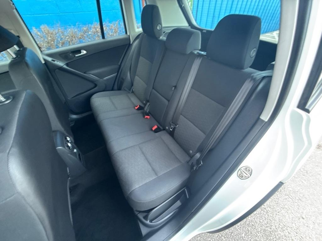 Volkswagen Tiguan S 4D SUV 4Motion 2017