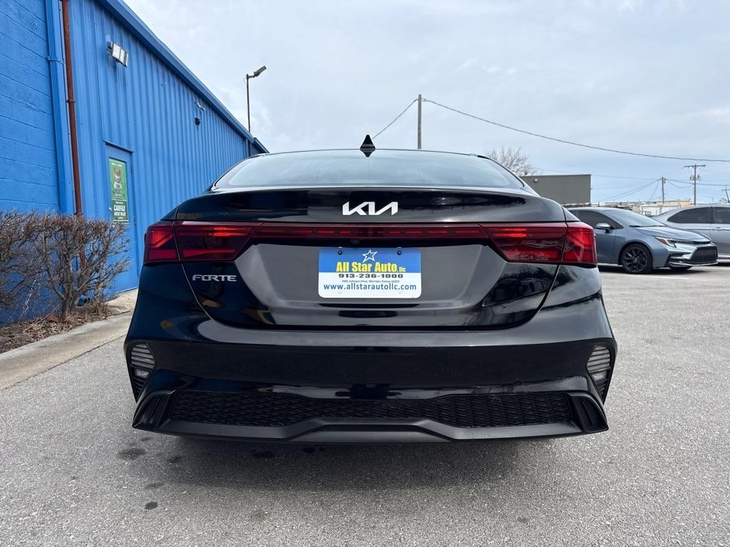Kia Forte LX 4D Sedan 2024