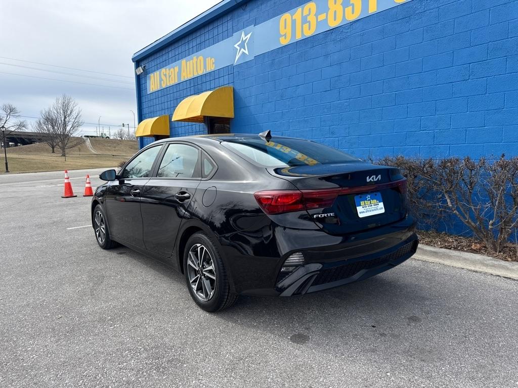 Kia Forte LX 4D Sedan 2024
