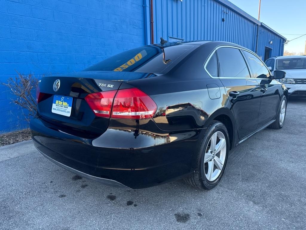 Volkswagen Passat SE 2.0 TDI 4D Sedan 2013