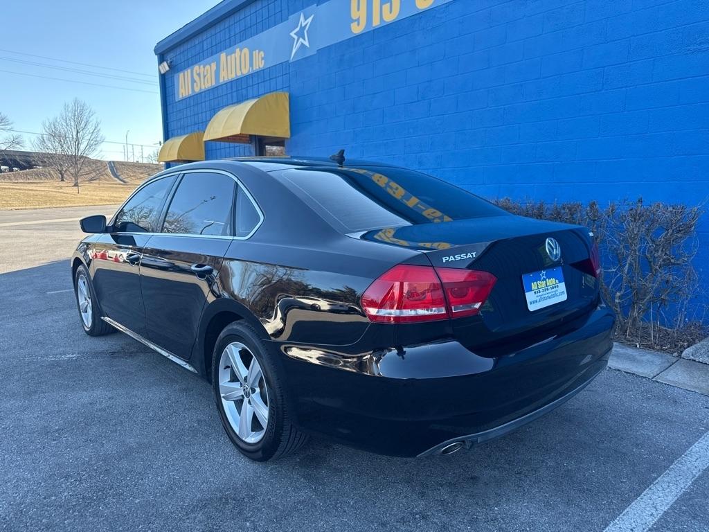 Volkswagen Passat SE 2.0 TDI 4D Sedan 2013