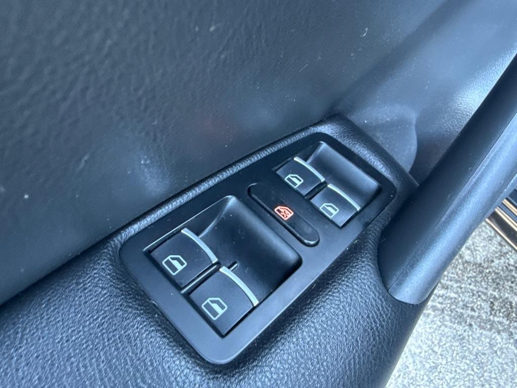 Volkswagen Passat SE 2.0 TDI 4D Sedan 2013