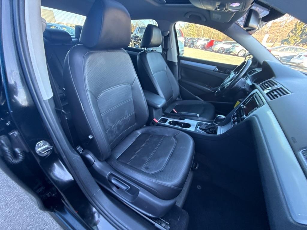 Volkswagen Passat SE 2.0 TDI 4D Sedan 2013