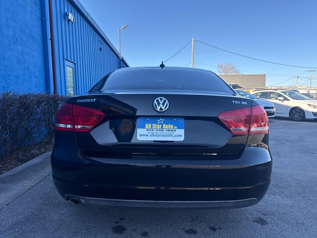 Volkswagen Passat SE 2.0 TDI 4D Sedan 2013