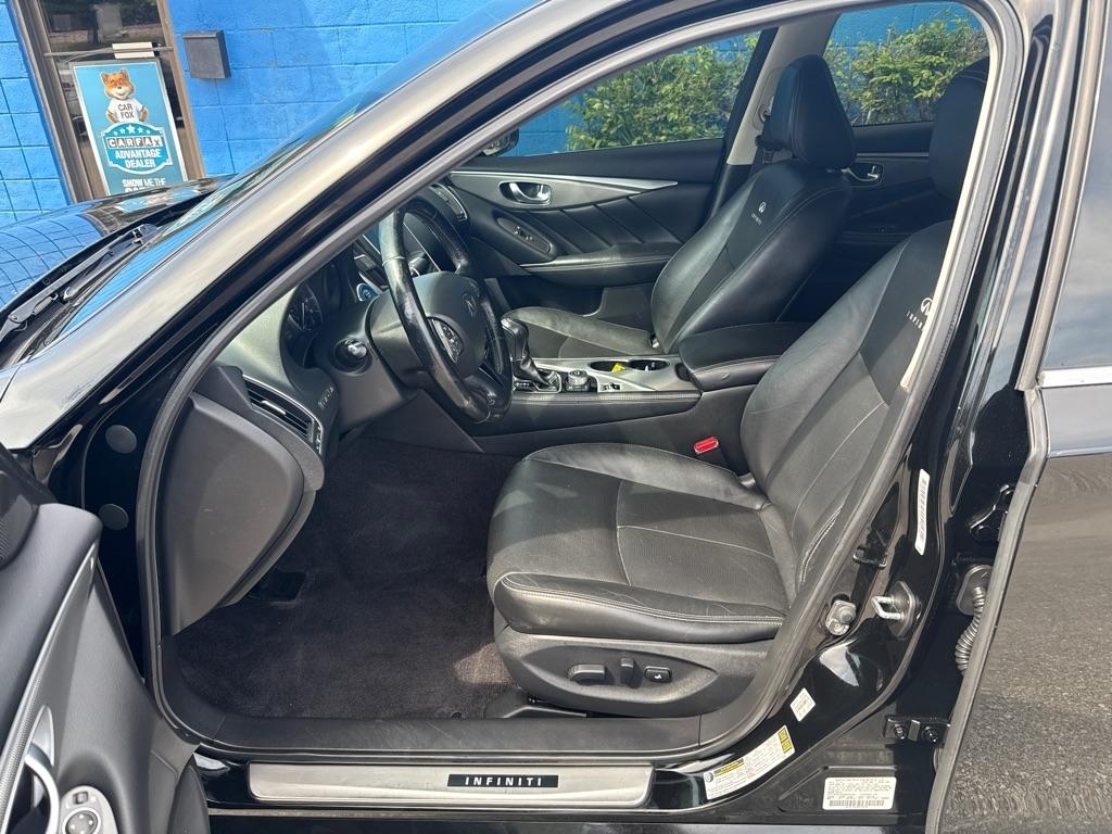 Infiniti Q50 Base 4D Sedan AWD 2014