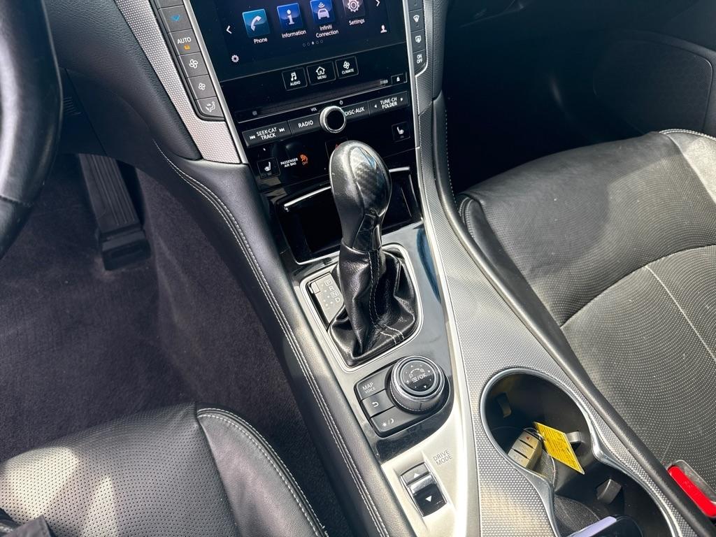 Infiniti Q50 Base 4D Sedan AWD 2014