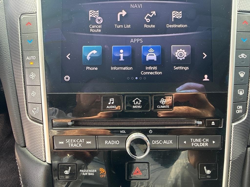 Infiniti Q50 Base 4D Sedan AWD 2014