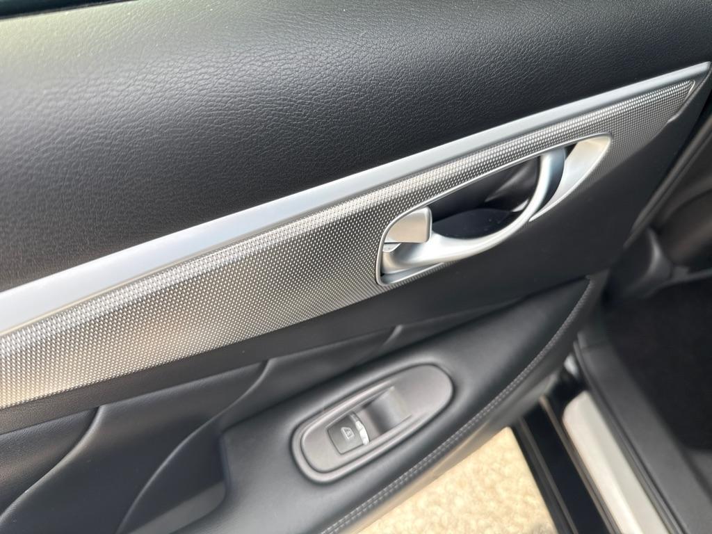 Infiniti Q50 Base 4D Sedan AWD 2014