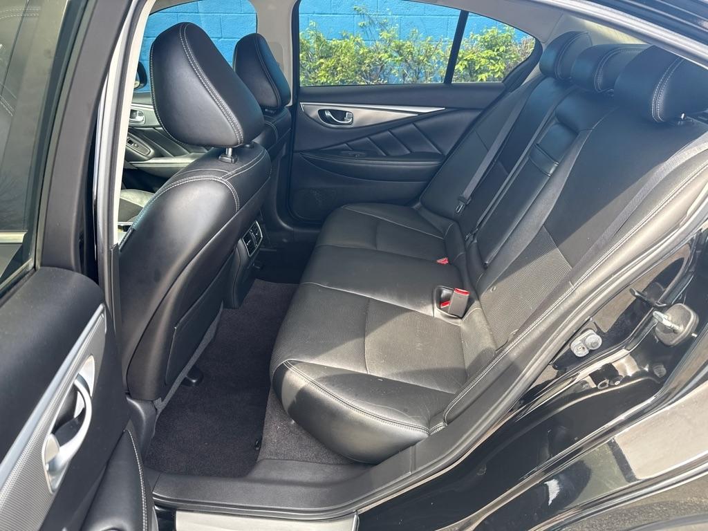 Infiniti Q50 Base 4D Sedan AWD 2014