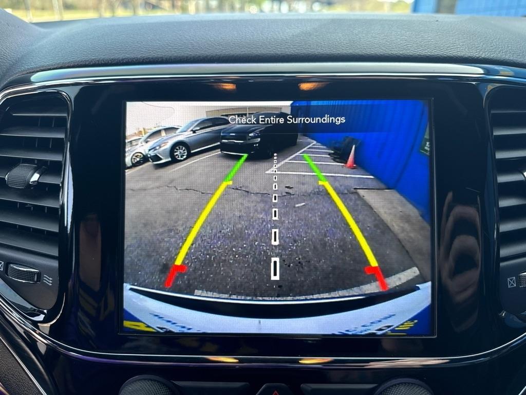 Jeep Grand Cherokee  2020