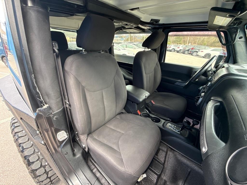 Jeep Wrangler 2dr Sport 2017