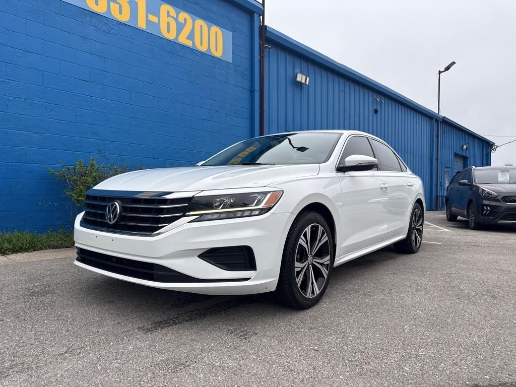 Volkswagen Passat SE 4D Sedan 2022