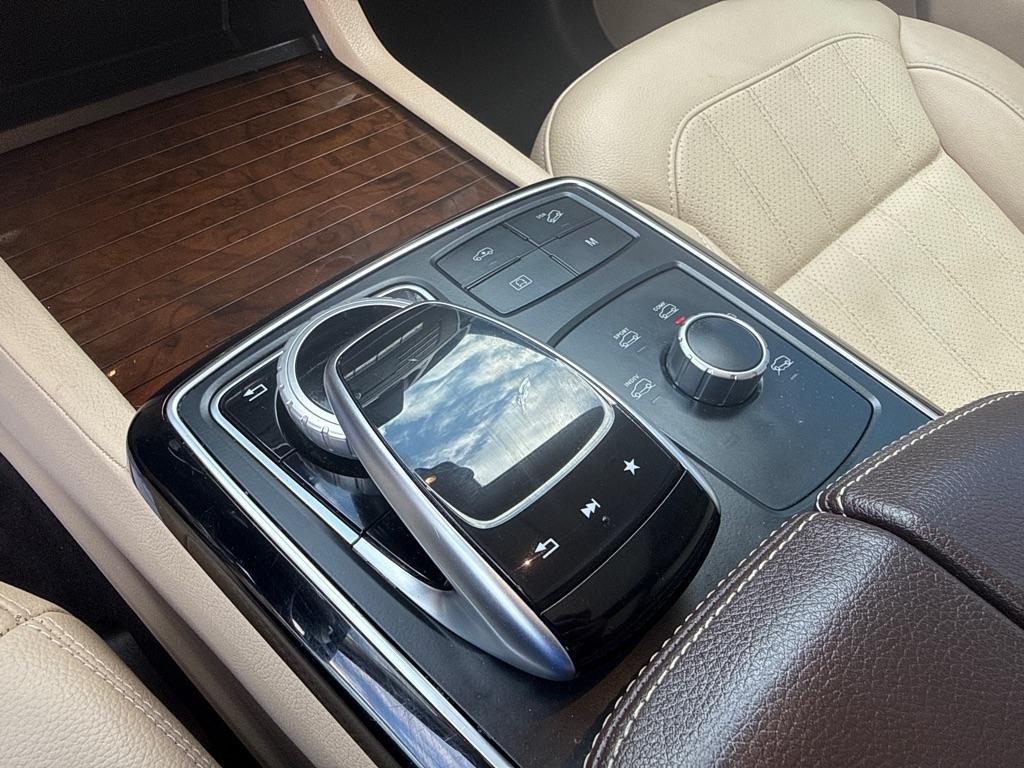 Mercedes-Benz GLS  2019