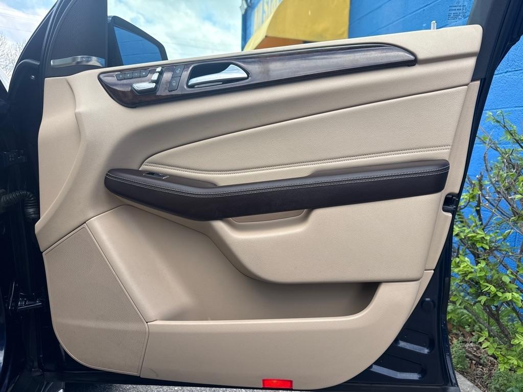 Mercedes-Benz GLS  2019