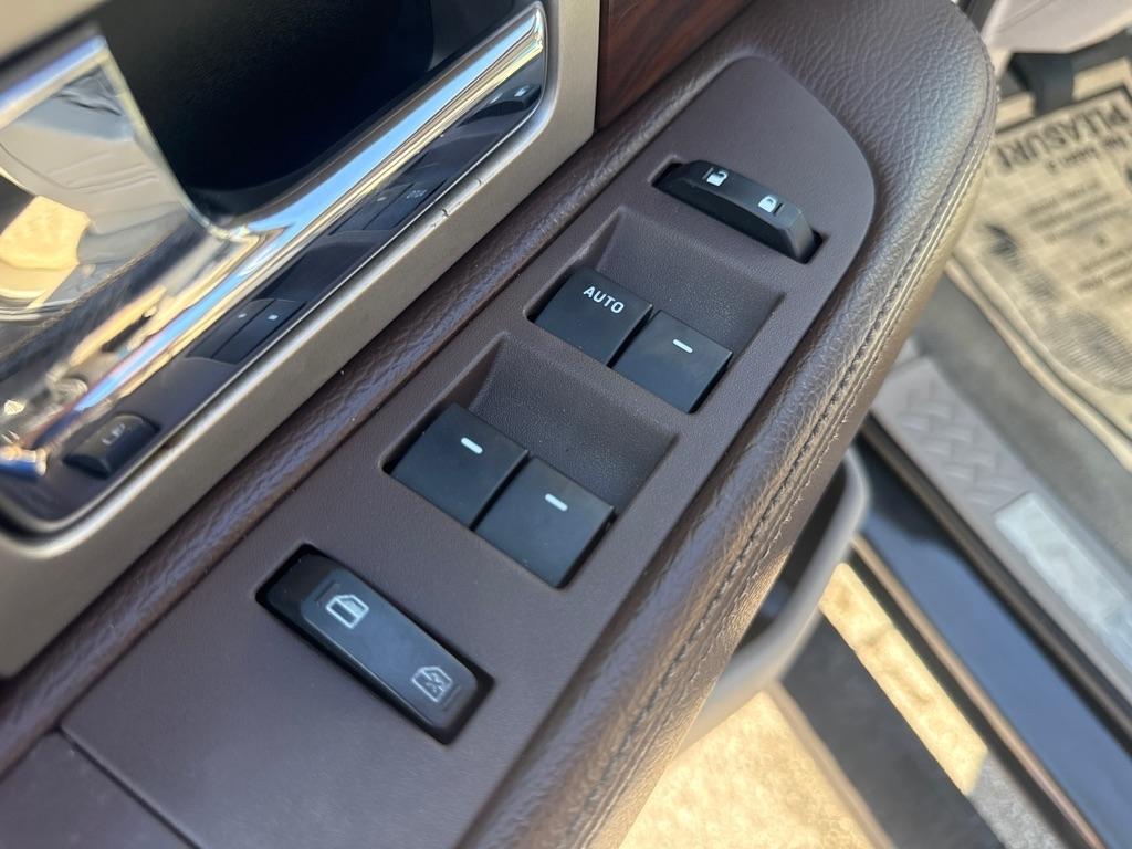 Ford F-150 Platinum SuperCrew 4WD 2010