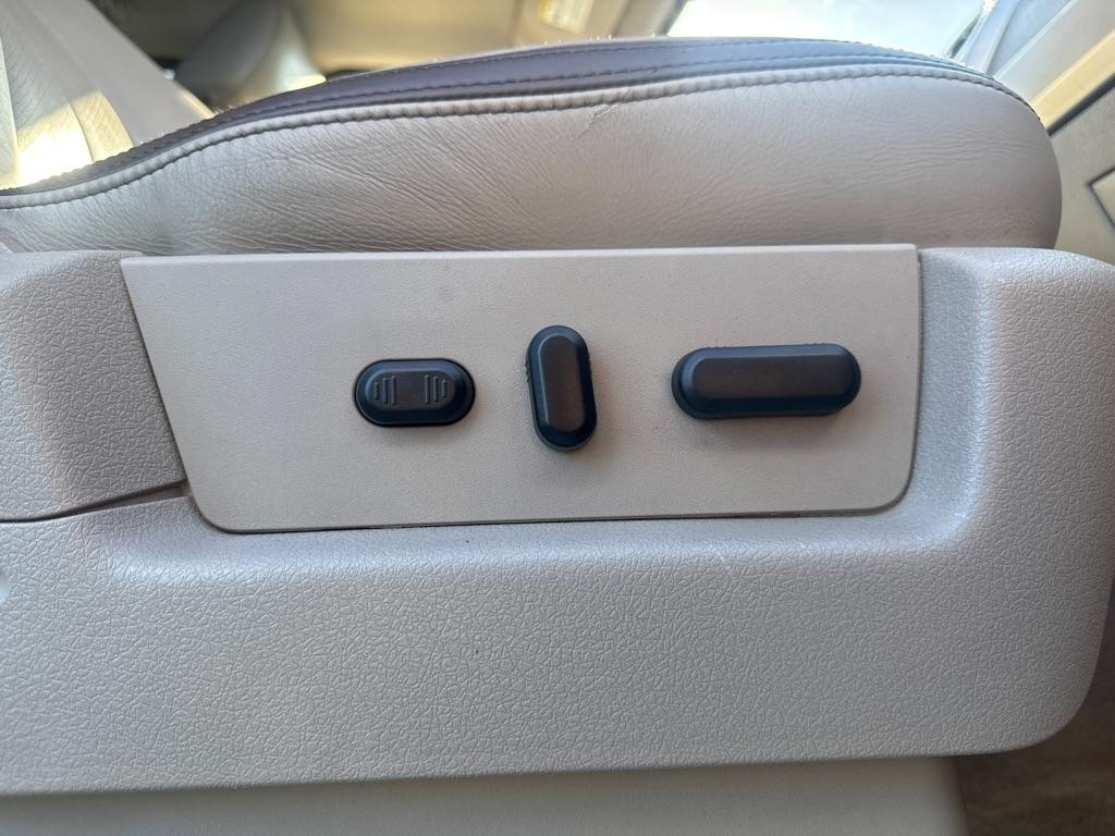 Ford F-150 Platinum SuperCrew 4WD 2010