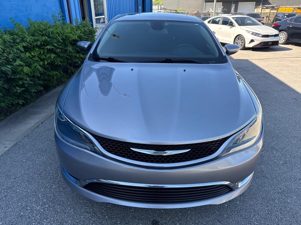 Chrysler 200 4dr Sdn Limited FWD 2016