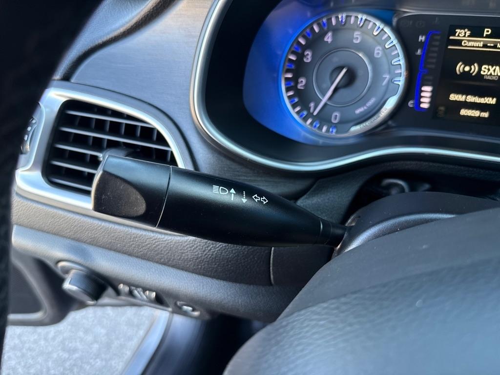 Chrysler 200 4dr Sdn Limited FWD 2016