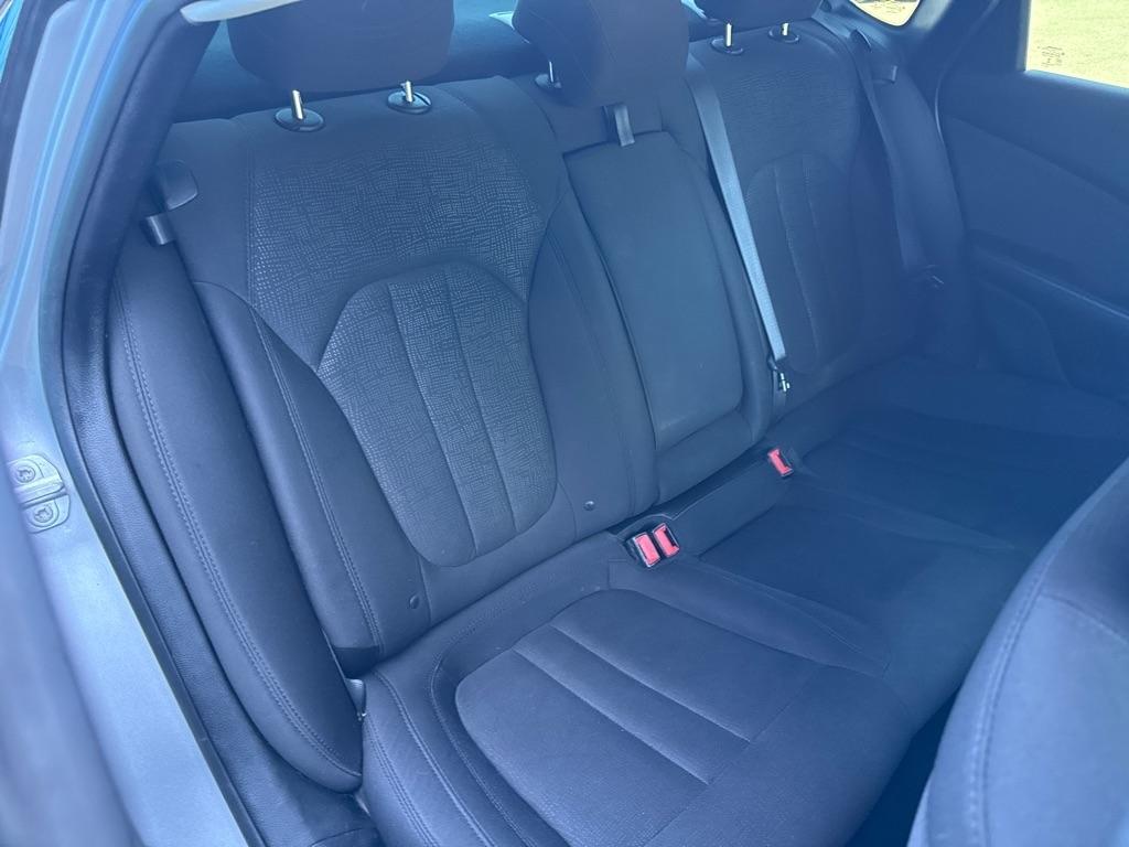 Chrysler 200 4dr Sdn Limited FWD 2016