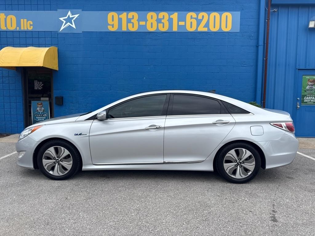 Hyundai Sonata Hybrid  2015