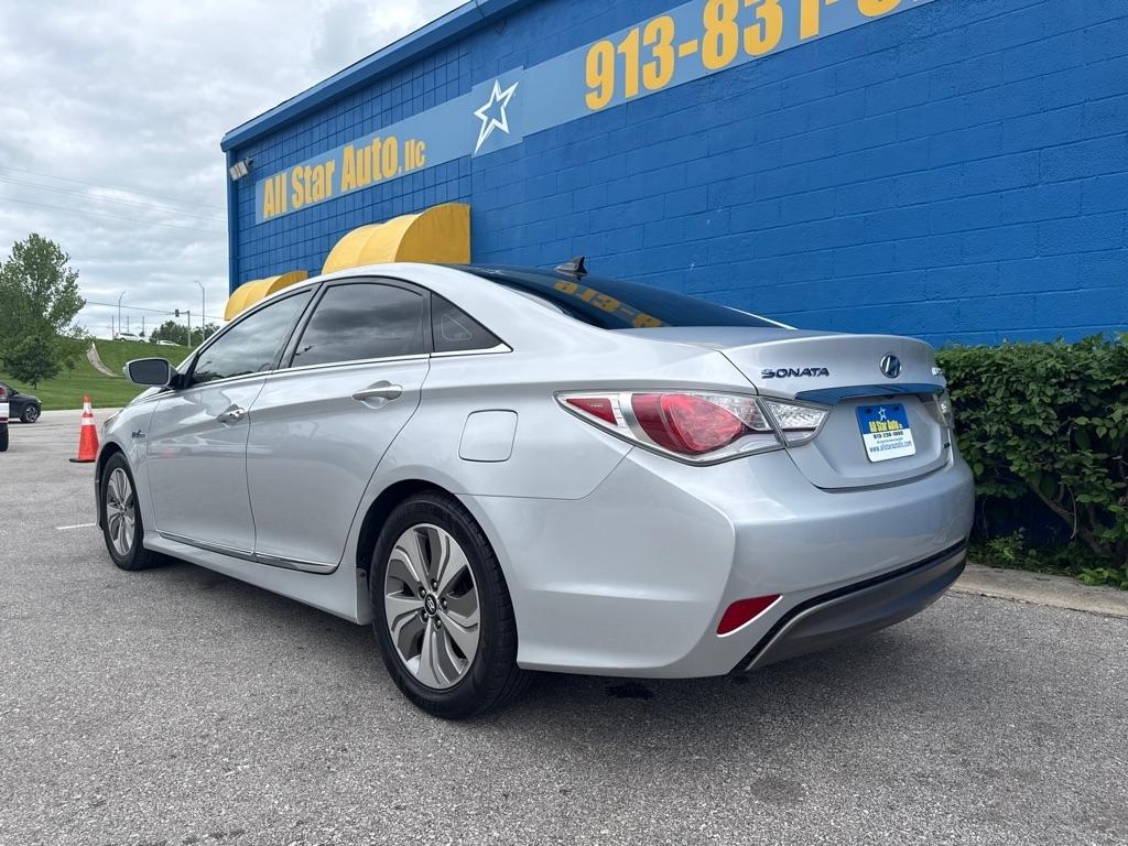 Hyundai Sonata Hybrid  2015