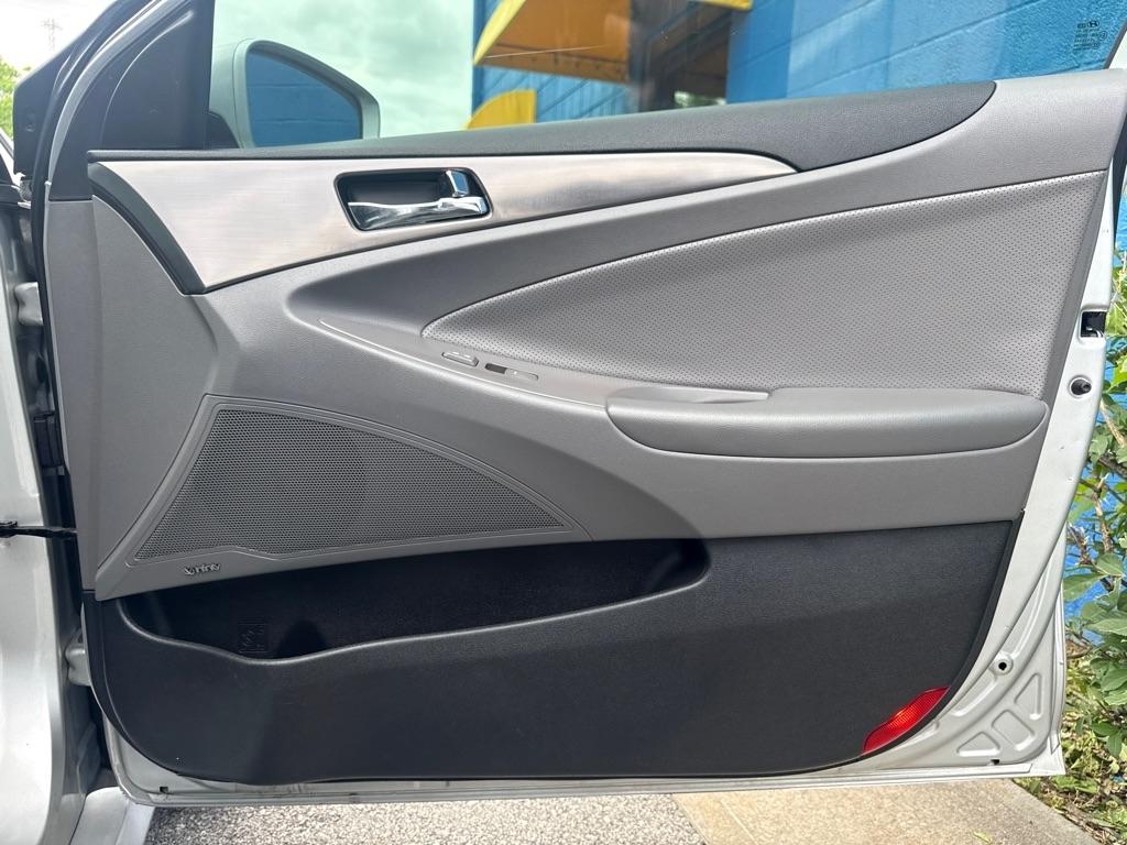 Hyundai Sonata Hybrid  2015