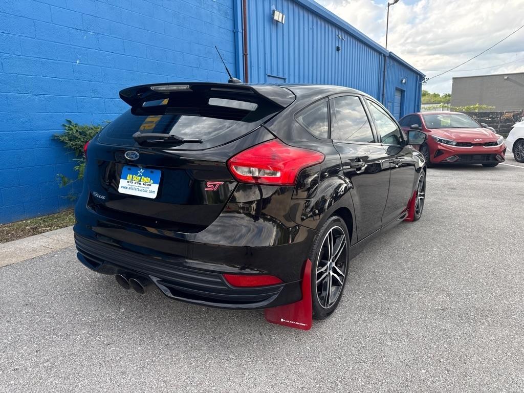 Ford Focus  2017