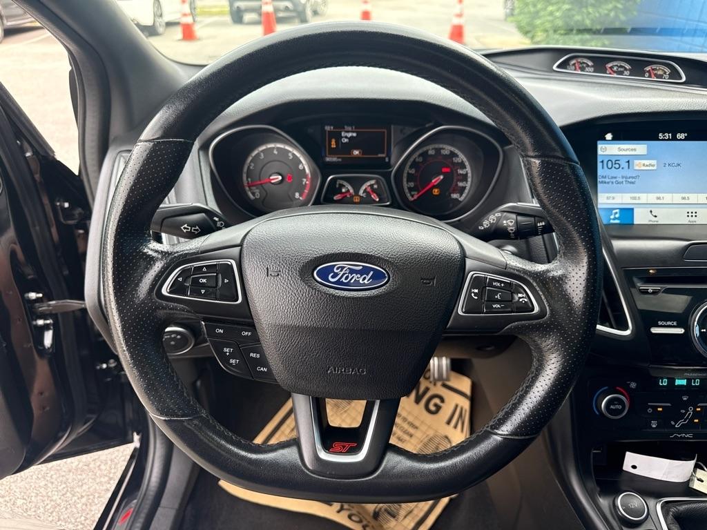 Ford Focus  2017