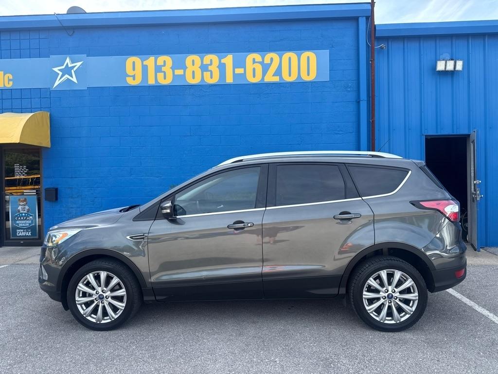 Ford Escape 4WD 4dr Titanium 2017
