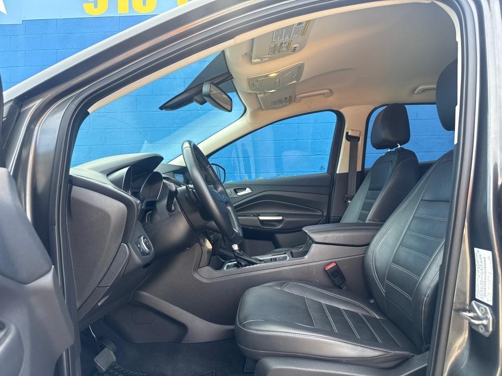Ford Escape 4WD 4dr Titanium 2017