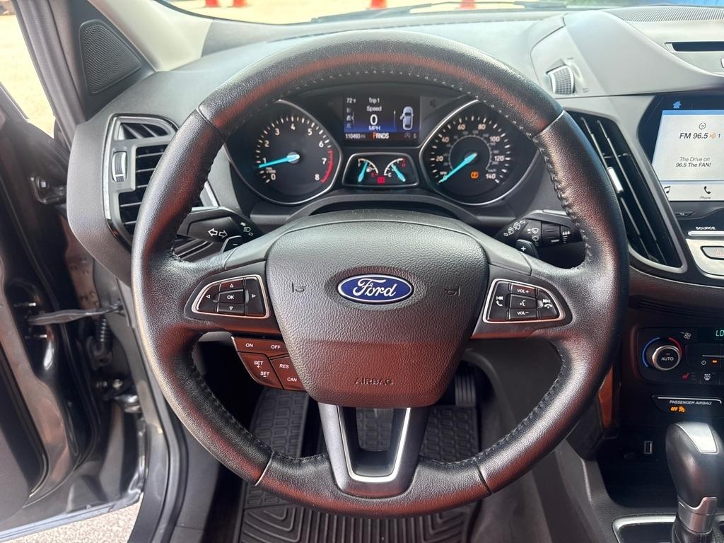 Ford Escape 4WD 4dr Titanium 2017
