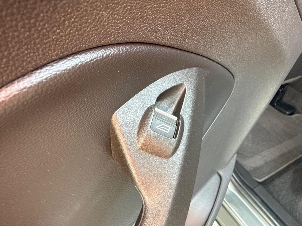 Ford Escape 4WD 4dr Titanium 2017