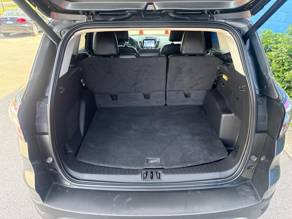 Ford Escape 4WD 4dr Titanium 2017