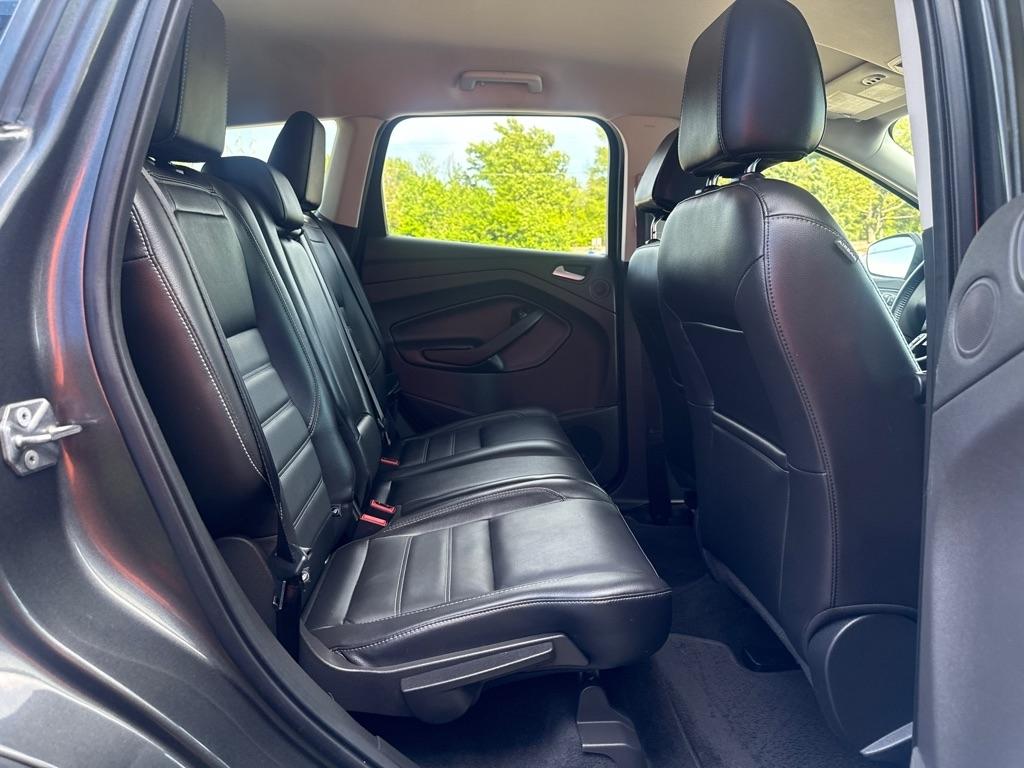Ford Escape 4WD 4dr Titanium 2017